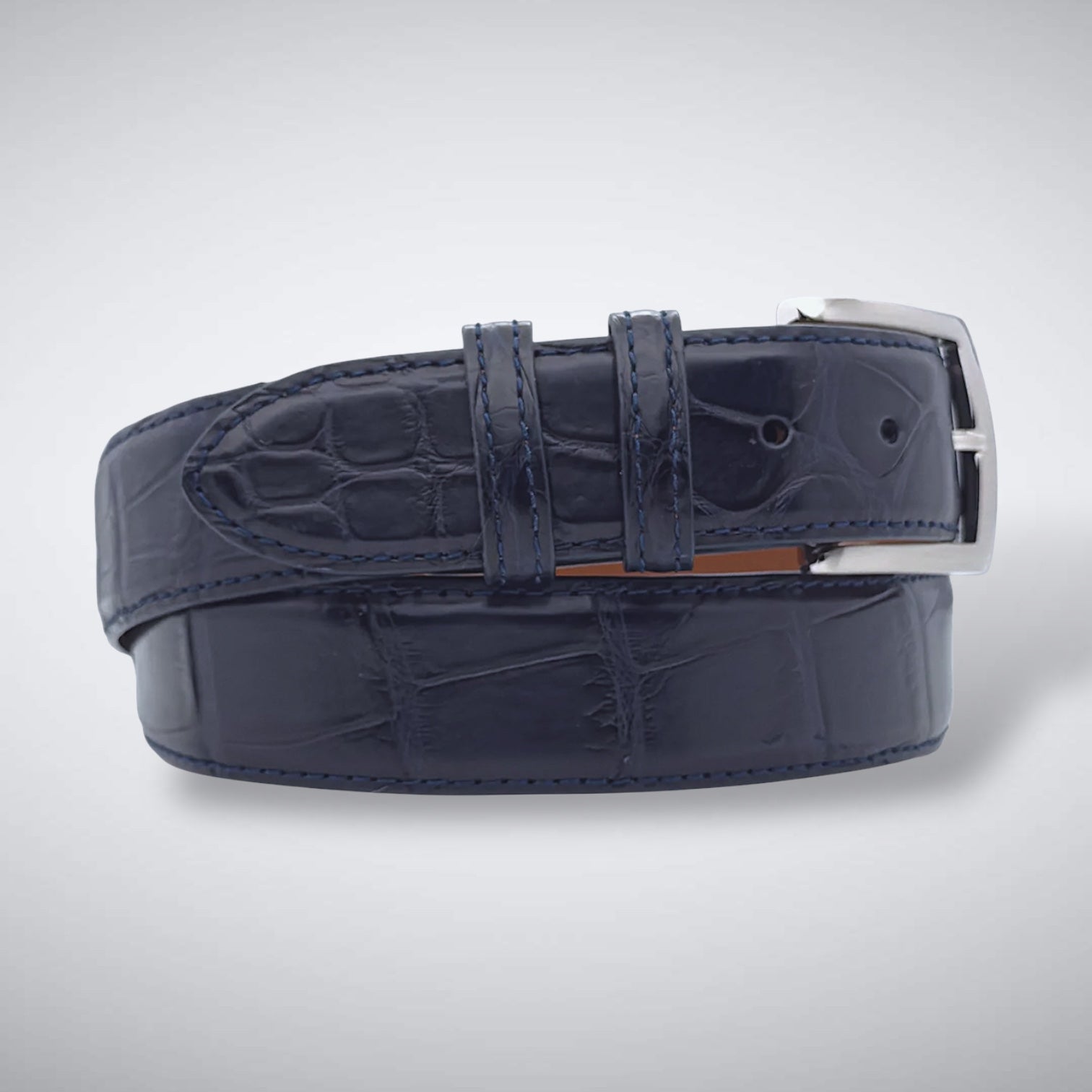 Matte Single-Piece American Alligator Belt: Navy