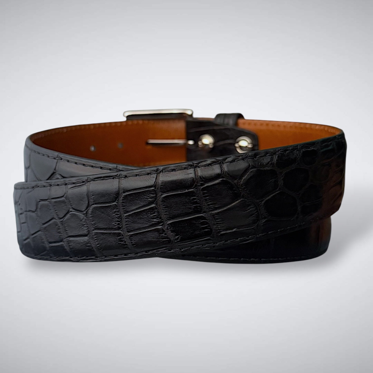 Matte Single-Piece American Alligator Belt: Black