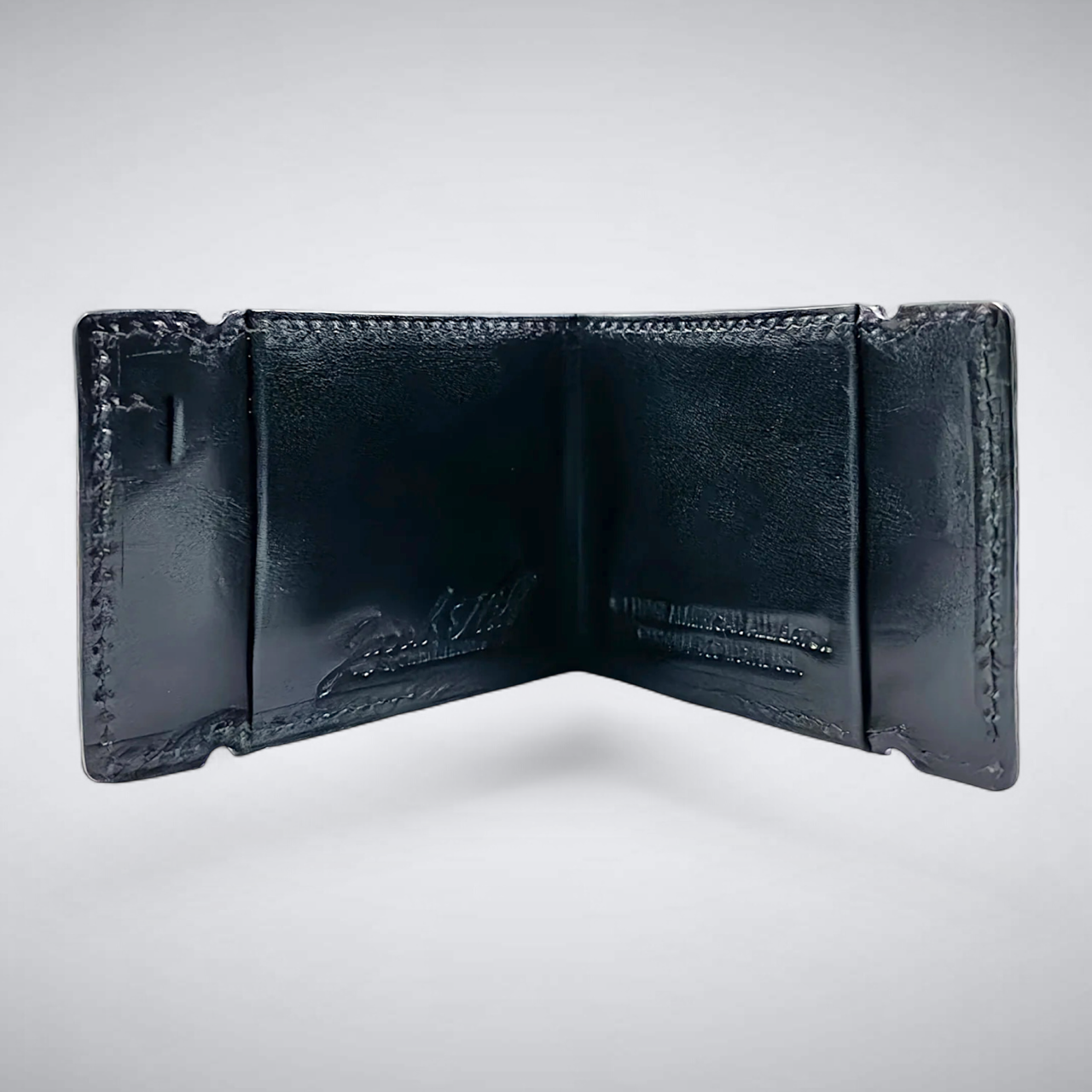 Alligator Cash Cover: Black Millennium