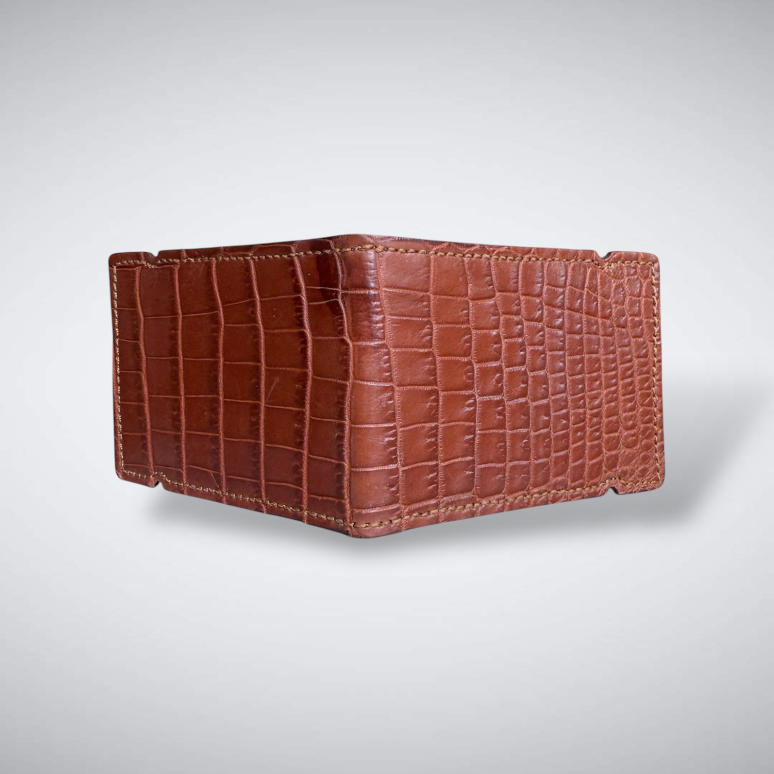 Alligator Cash Cover: Cognac Club