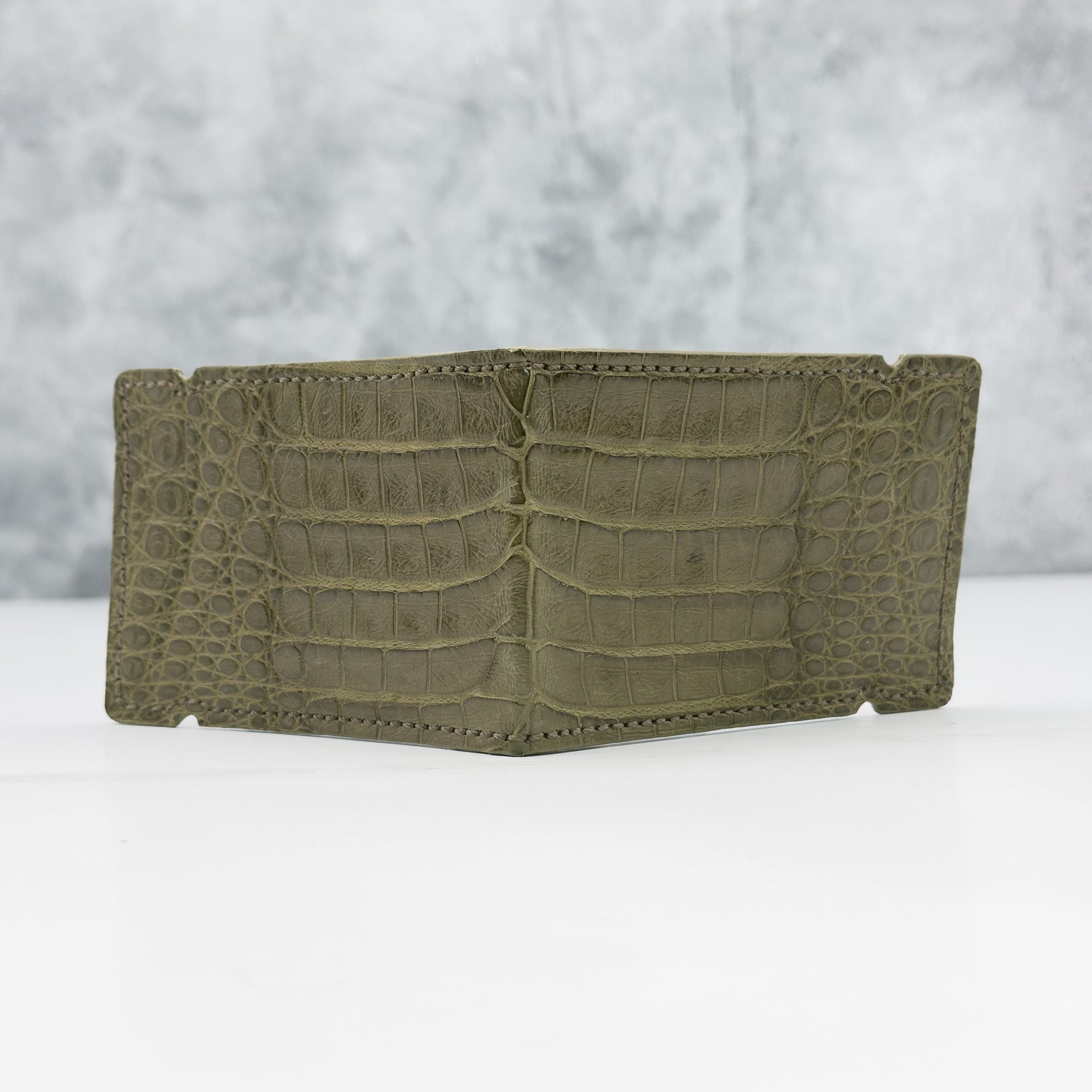 Argentine Crocodile Cash Cover: Mossy Oaks