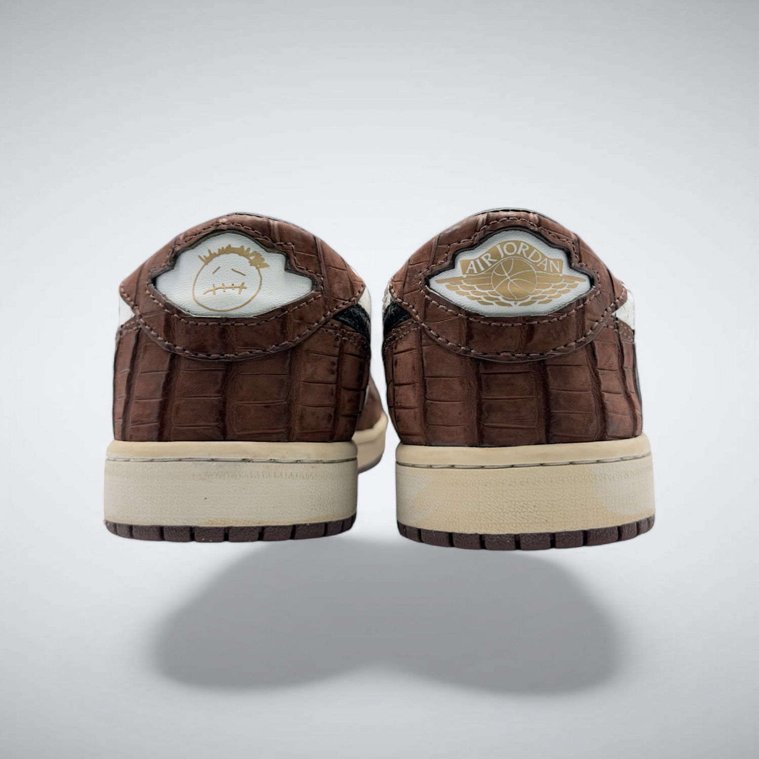 Air Jordon Golf: Scaly Greens