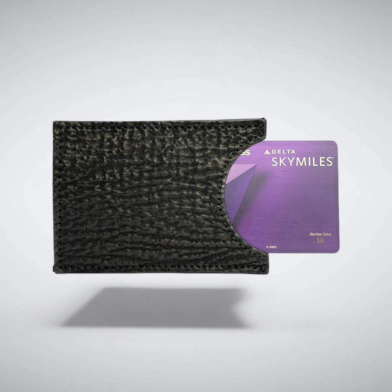 Shark Magnet Money Clip: Black