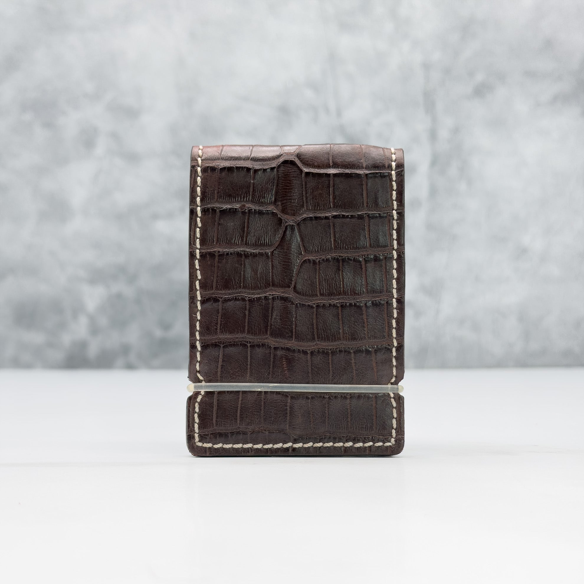 Argentine Crocodile Cash Cover: Tobacco Road