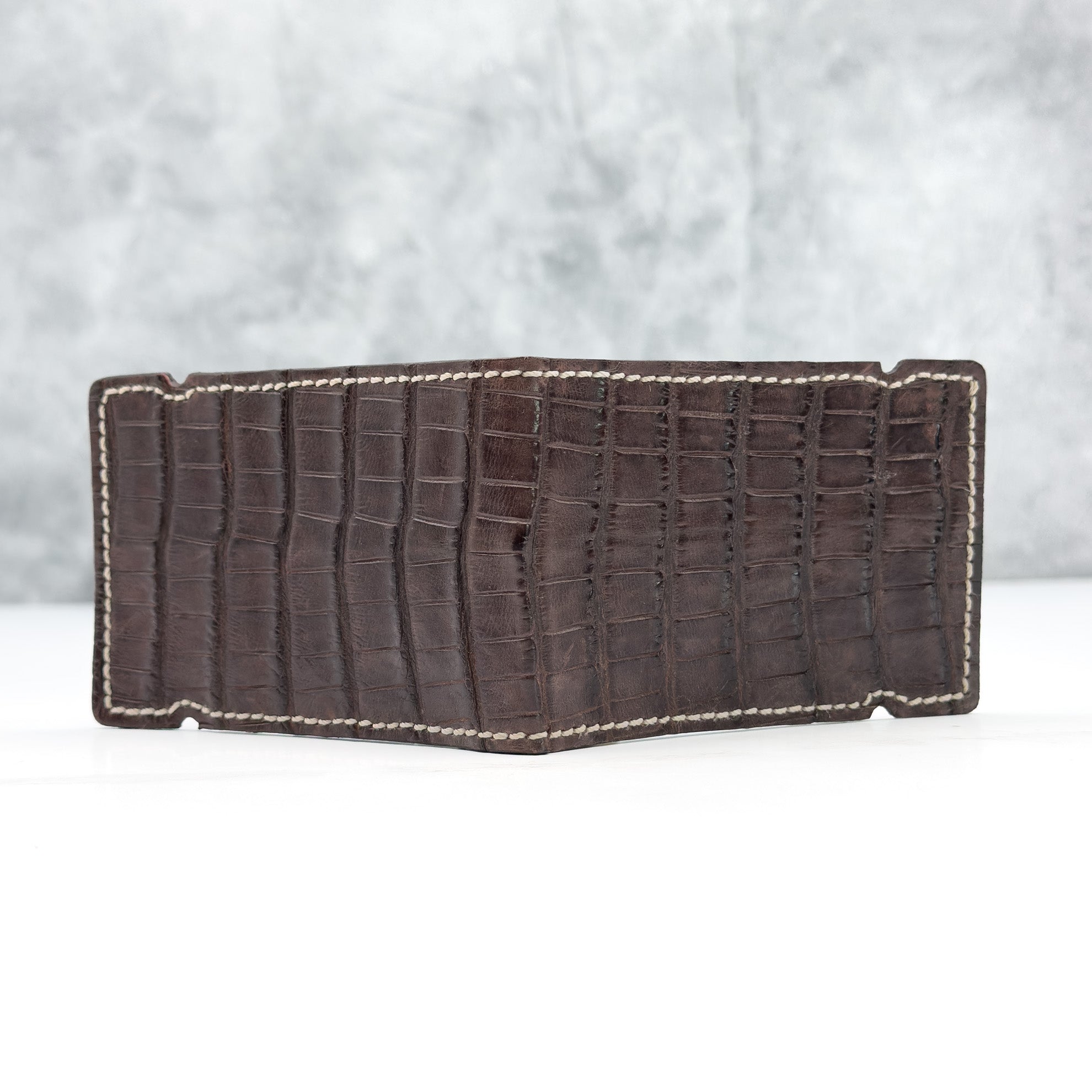 Argentine Crocodile Cash Cover: Tobacco Road