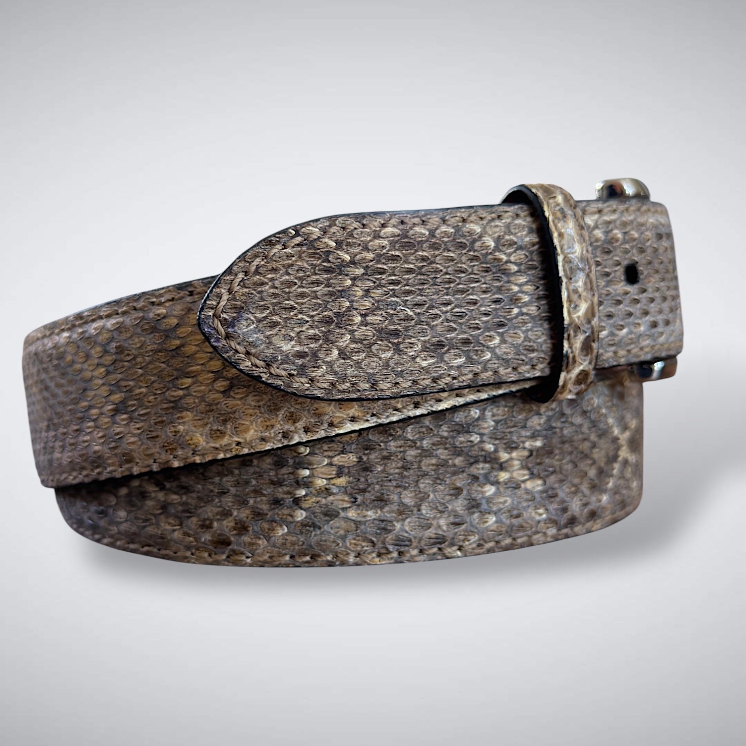 Western Diamondback – Single-Piece Cut To Fit Belt
