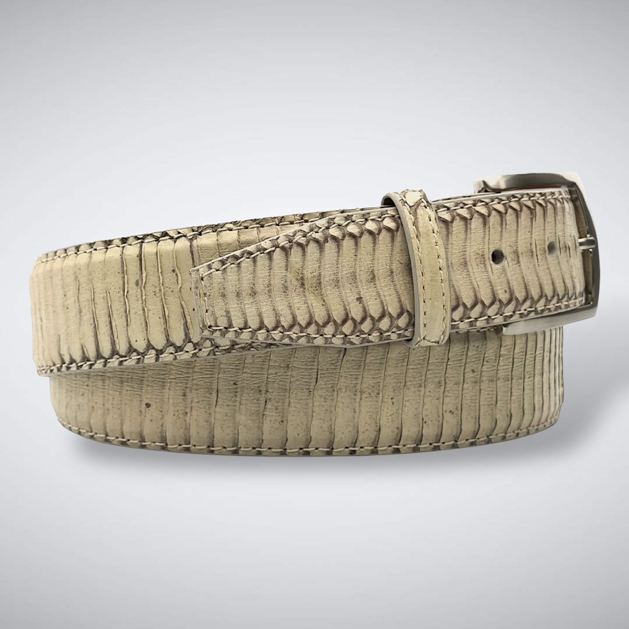 Spitting Back Cut Cobra Belt: Natural