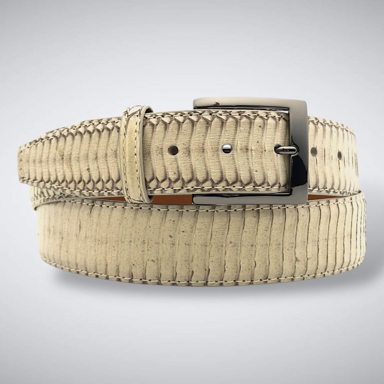 Spitting Back Cut Cobra Belt: Natural