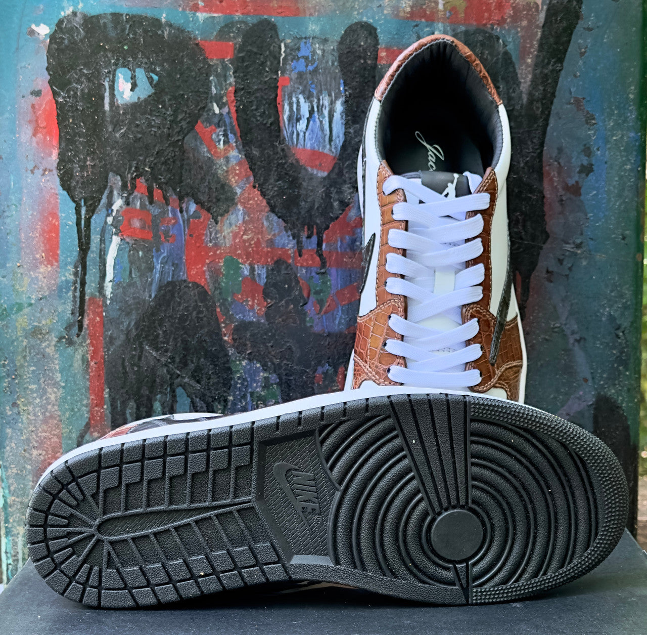 Air Jordon Golf Low: Sandtrap Jack