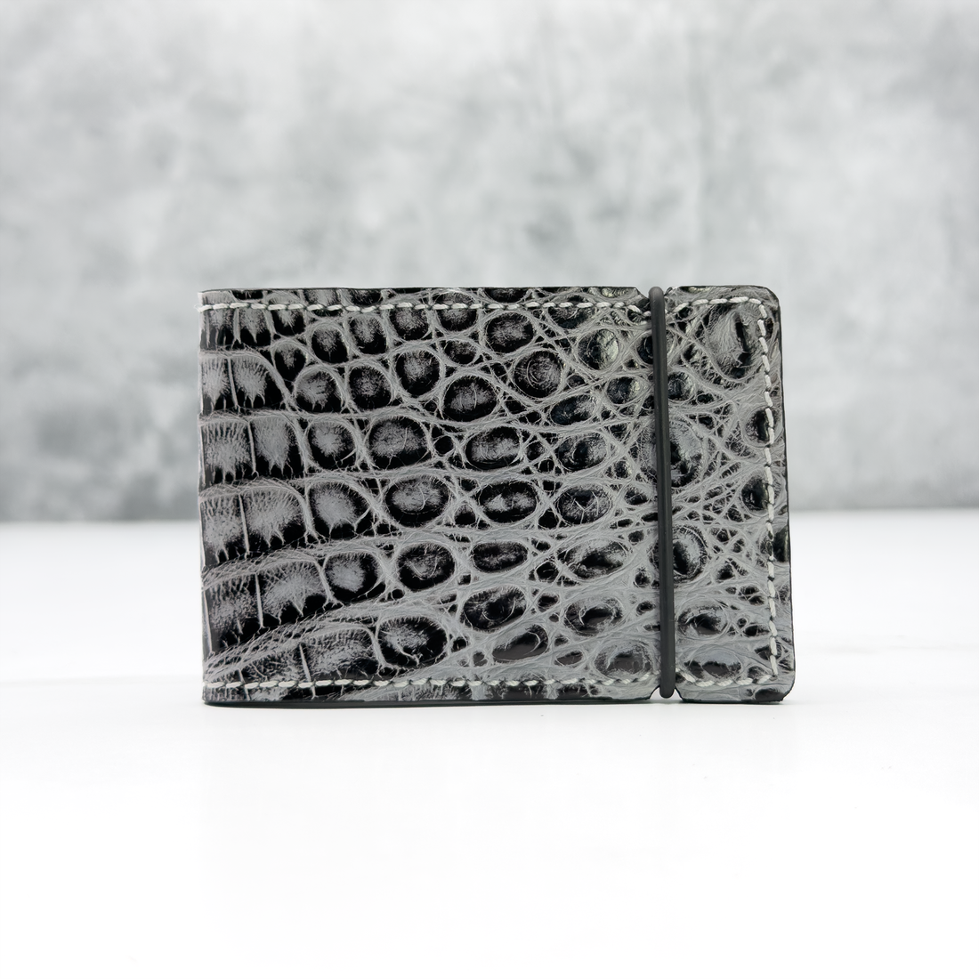 Argentine Crocodile Cash Cover: Obsidian Drift