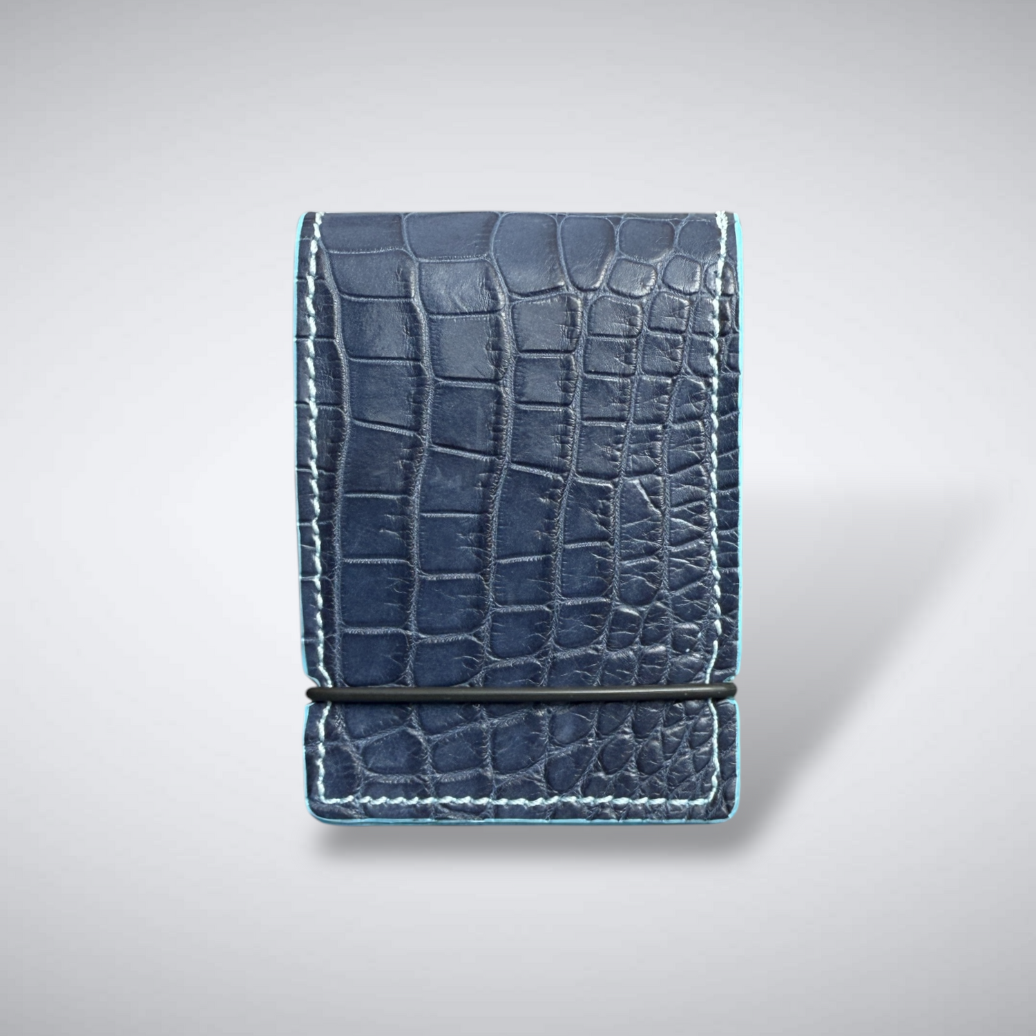 Alligator Cash Cover: Blue Chip
