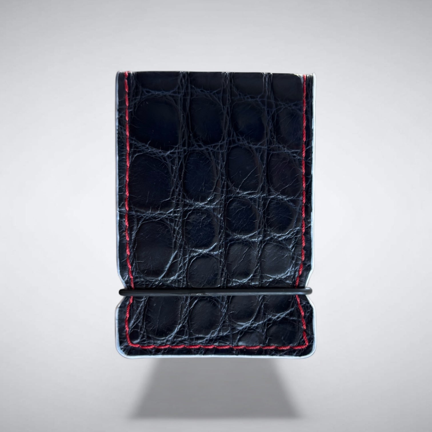 Independence 250 – Matte Navy Alligator Cash CoverRed Stitch White Edge