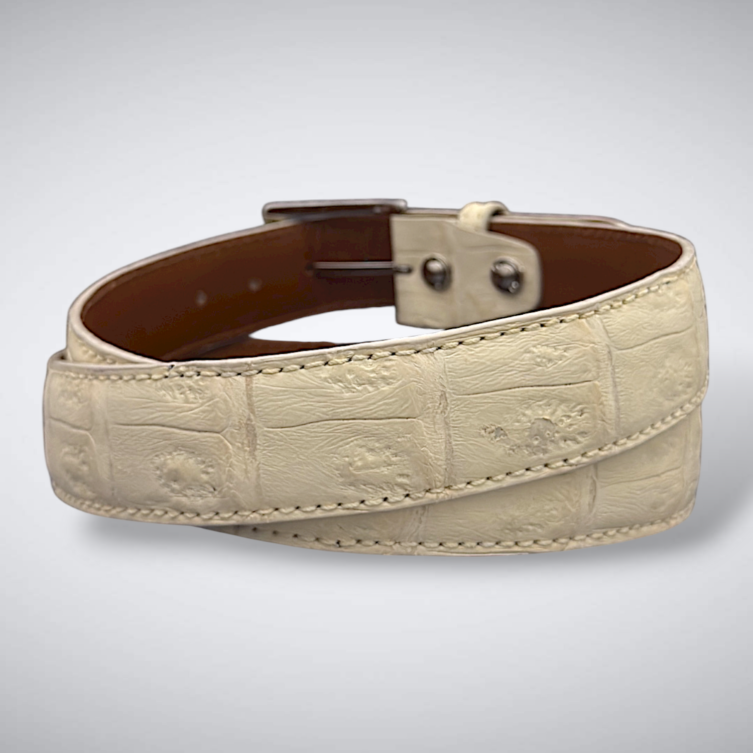 Matte Caiman Tail Belt – Capucine (Ivory / Tonal Stitch)