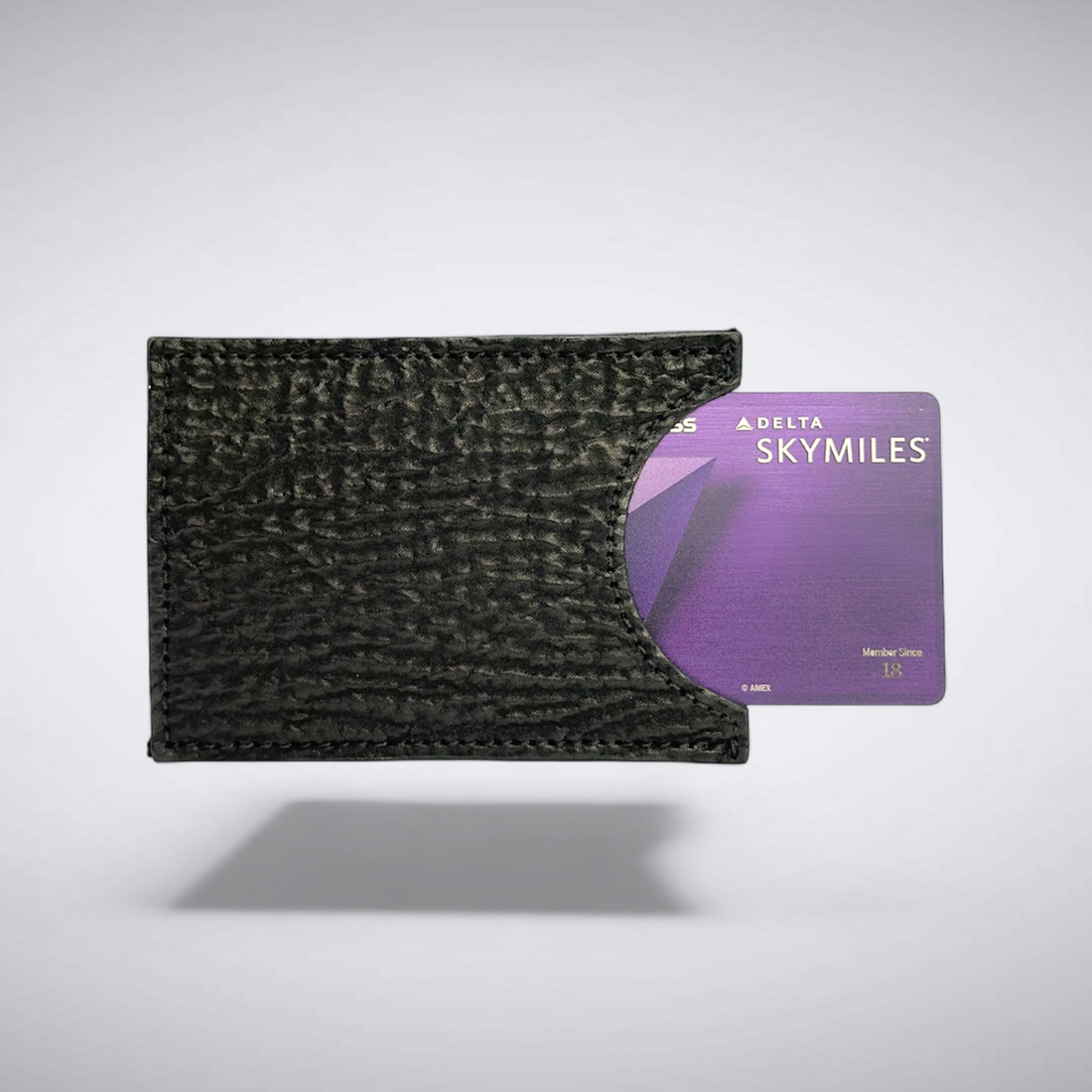 Shark Magnet Money Clip: Black