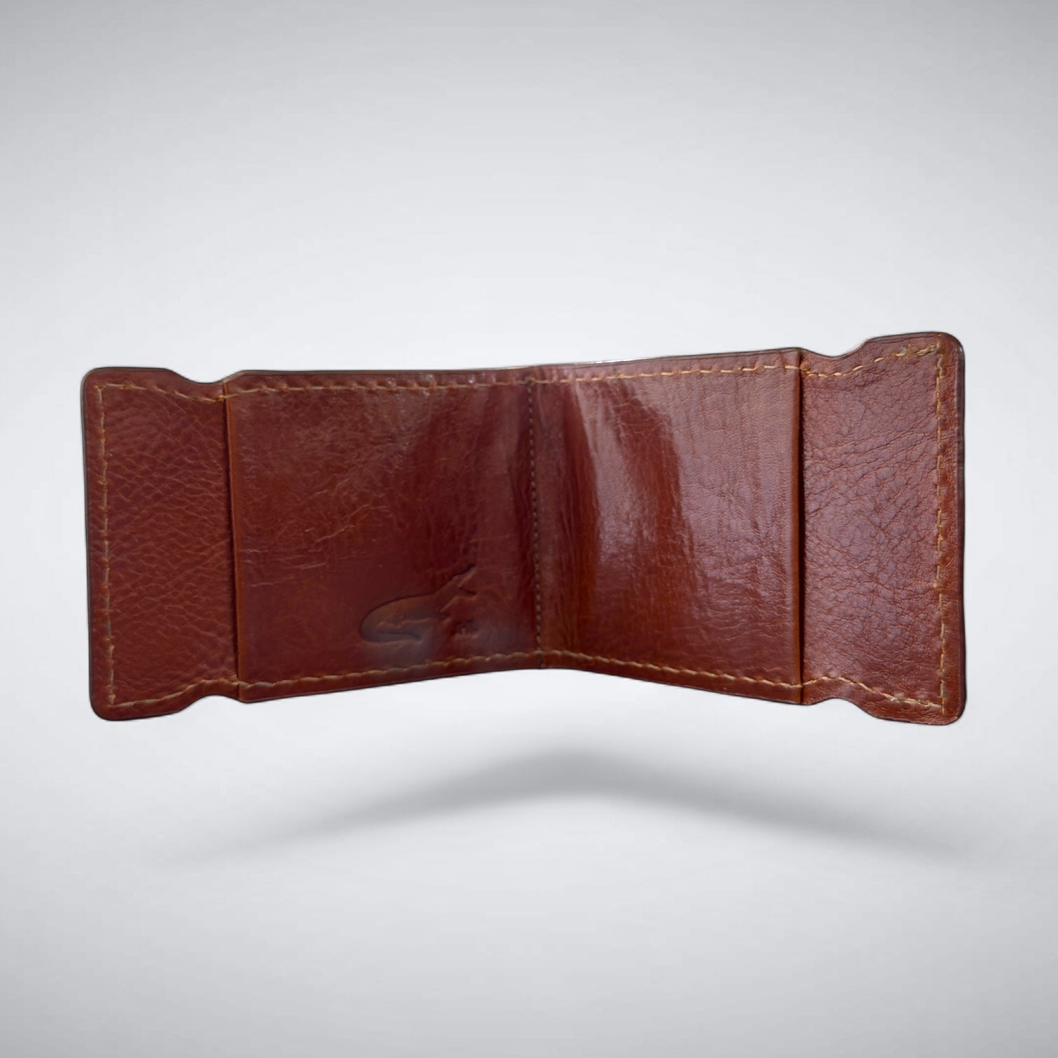The Sonoran – Carmel Matte Alligator Cash Cover
