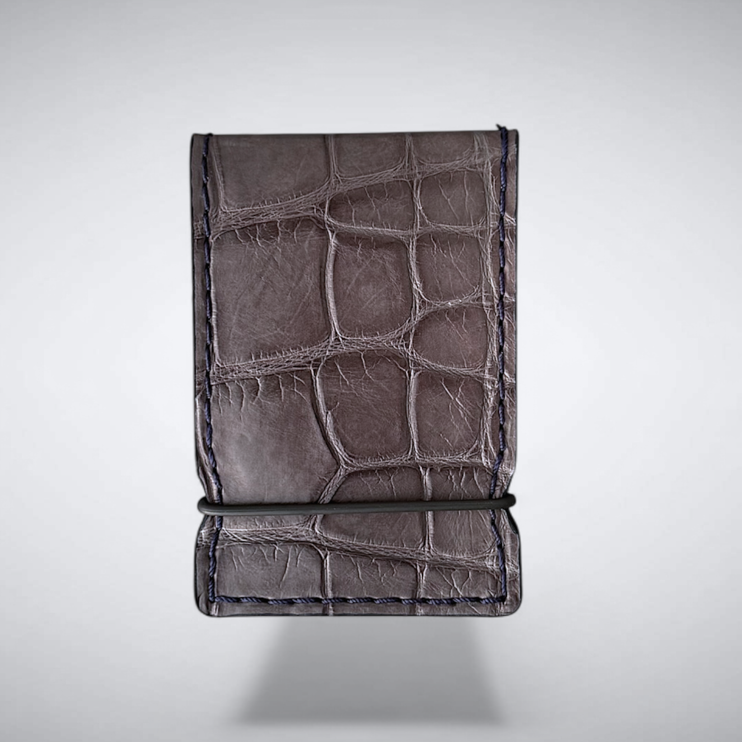 The Sterling Cash Cover — Matte Grey Alligator