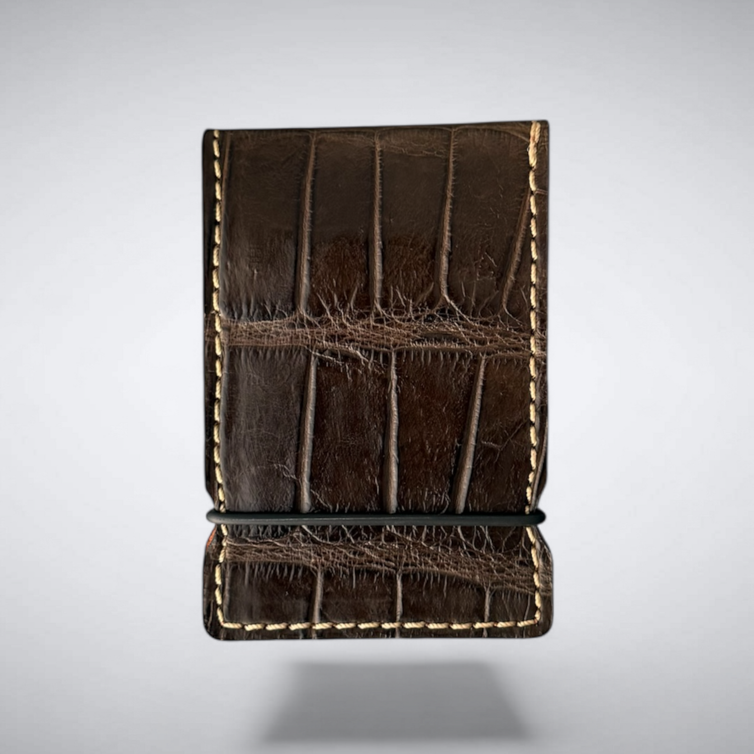 The Windsor Cash Cover — Matte Nicotine Alligator